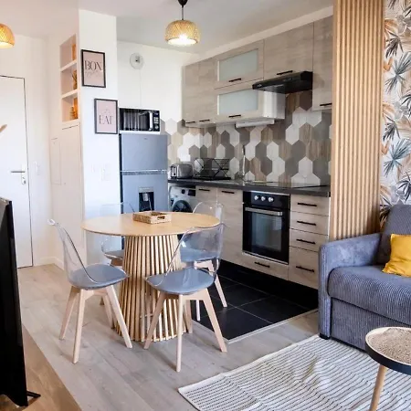 Entre Paris Et Disneyland Avec Charme Interieur Apartment Noisy-le-Grand