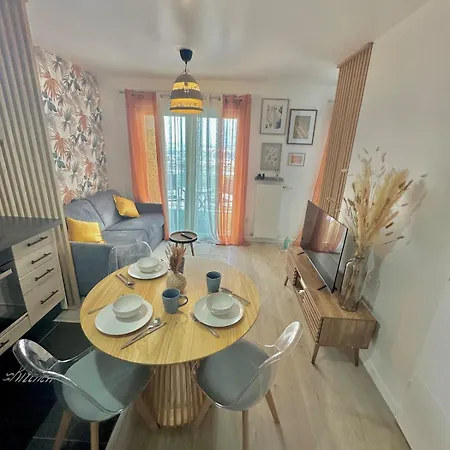 Apartment Entre Paris Et Disneyland Avec Charme Interieur